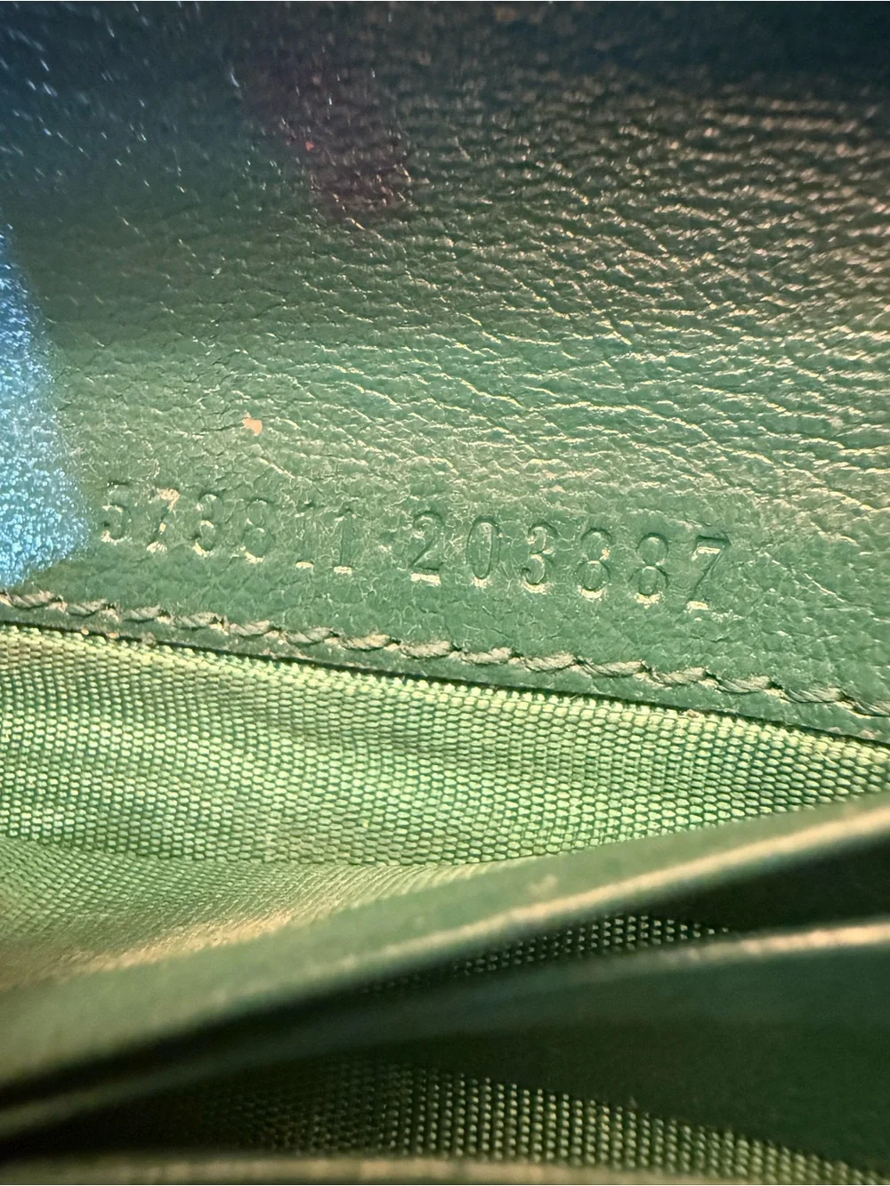 Gucci GG Marmont Green Matelassé Leather Wallet Card Holder Dust Bag - Picture 11 of 11